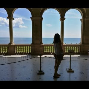 Meet your Posher, Feng